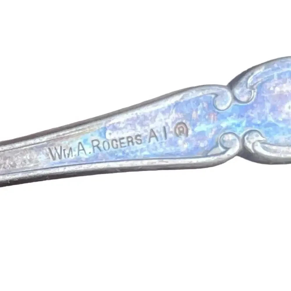 Set of 4 Vintage Wm. A. Rogers A1 Silverplate 6” Spoons